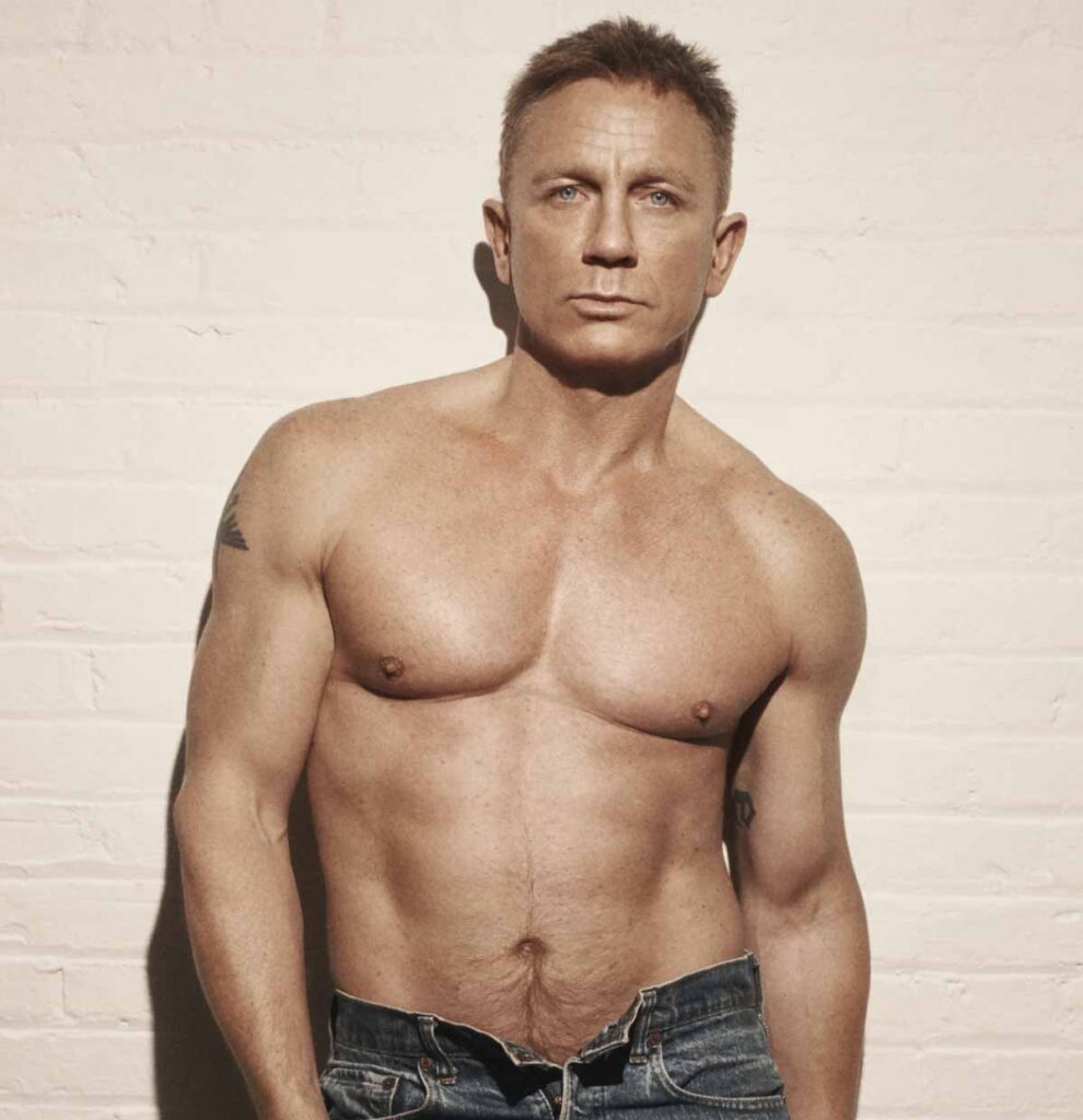 Photo of Daniel Craig as James Bond.